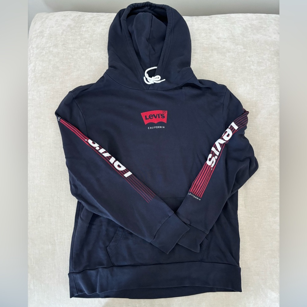 Navy Levi’s sweater. Size Large.